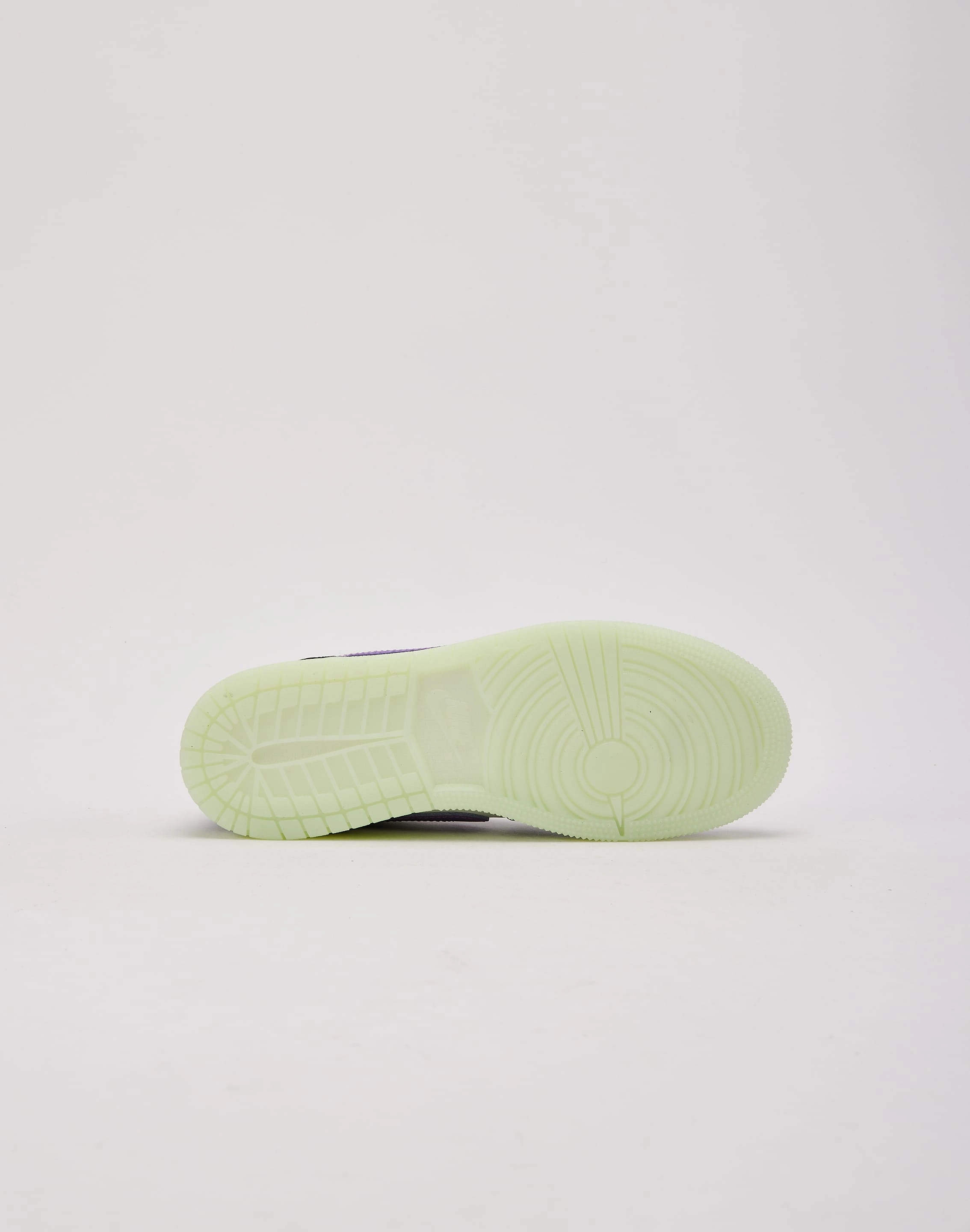 Jordan Air Jordan 1 Retro Low OG 'Black Raspberry' Grade-School Hyper Elastic Response