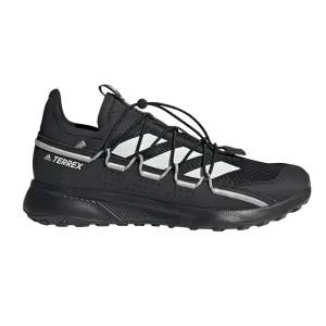 Shock Absorbing Sole Design Aerobic Engineered Terrex Voyager 21 Trail Running Shoes