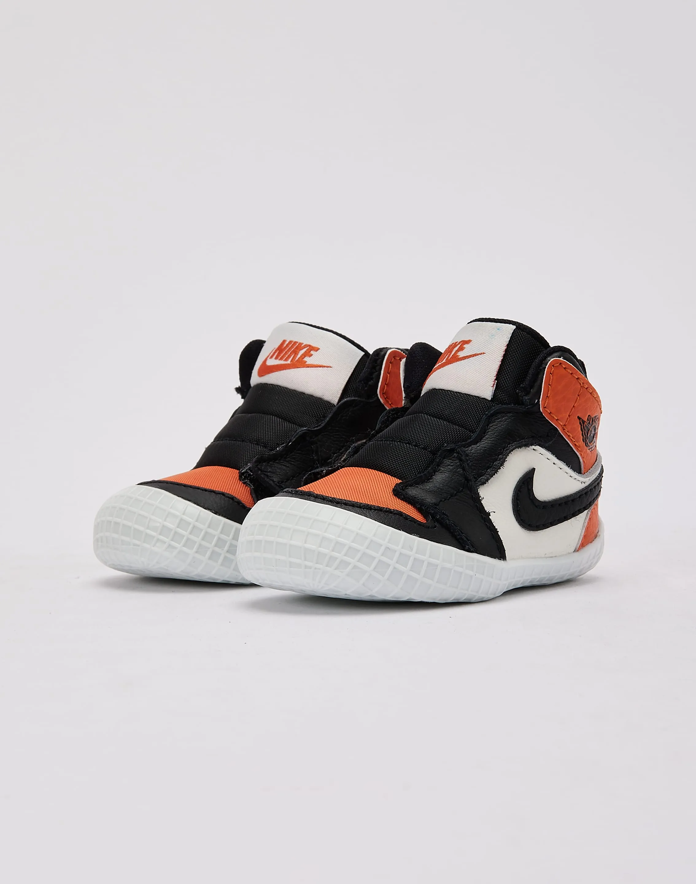 Neutral Motion Frame Pro Comfort Jordan Air Jordan 1 'Shattered Backboard' Crib Bootie Infant