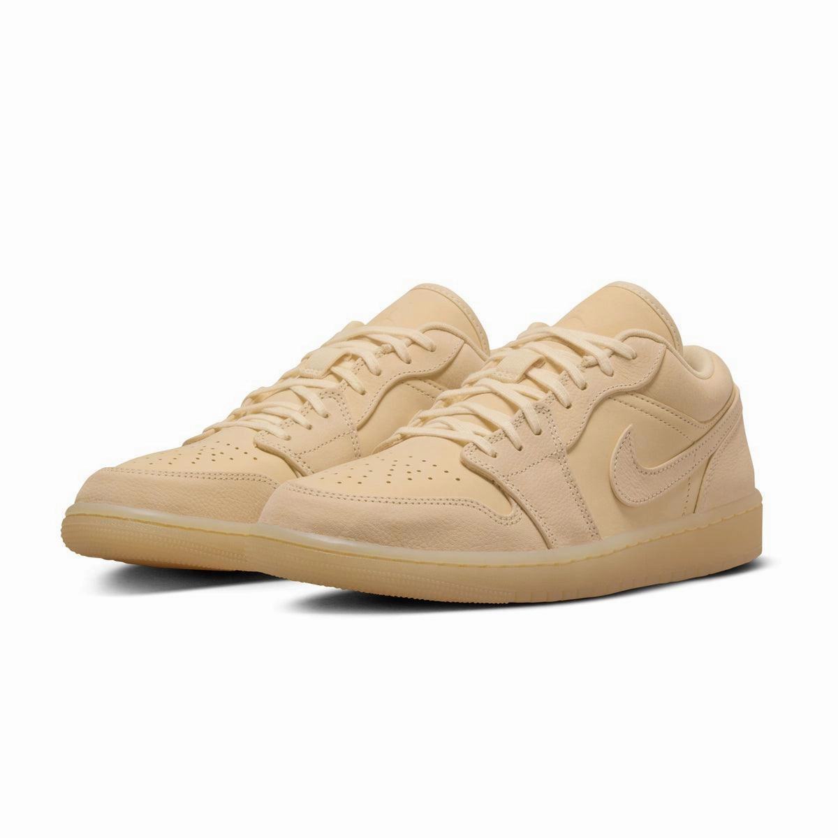 Wmns Air Jordan 1 Low SE ??Pale Vanilla?? Compression Activated Cushion