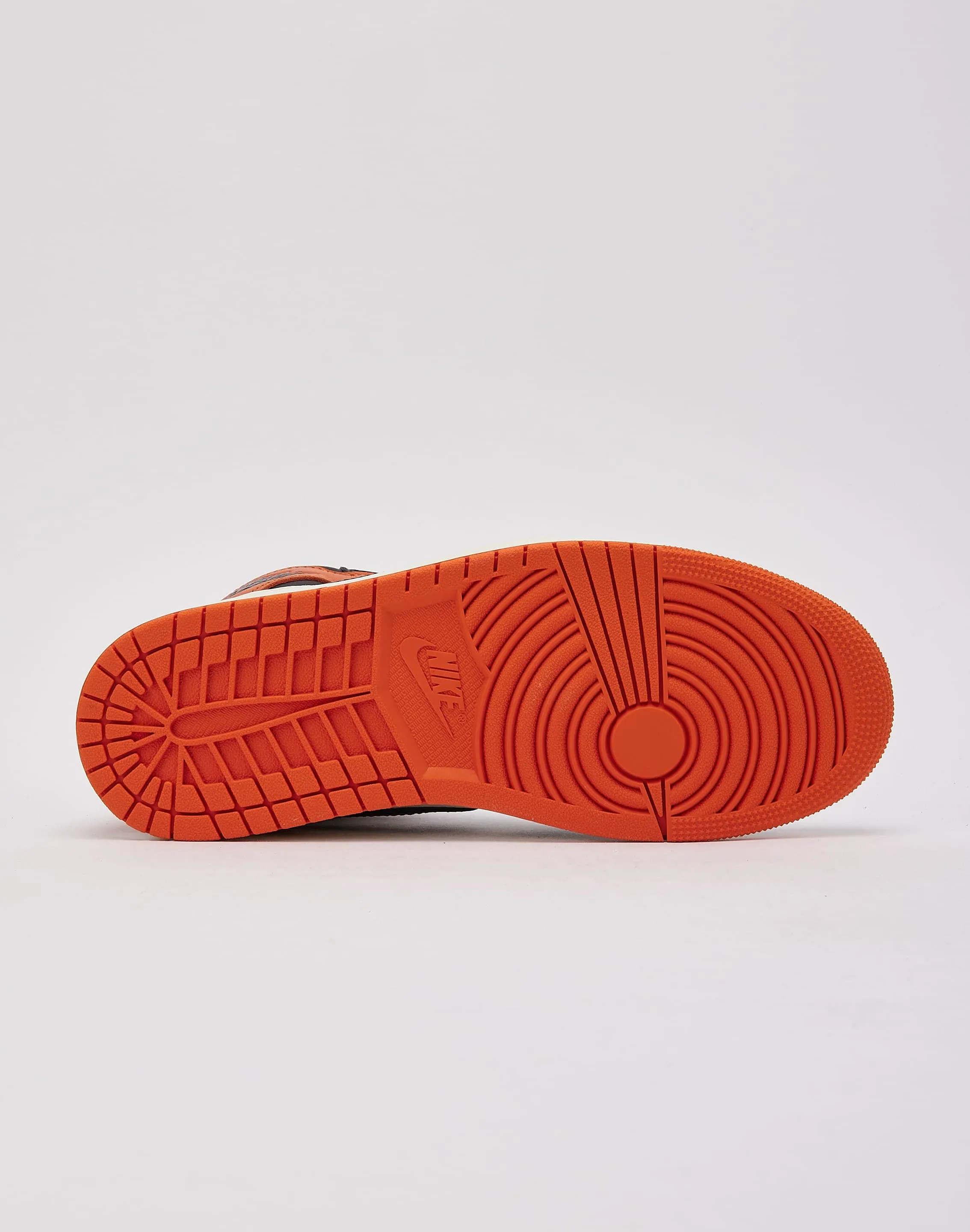 Jordan Air Jordan 1 Retro High OG 'Shattered Backboard' Adaptive Ankle Support Dynamic Lacing System