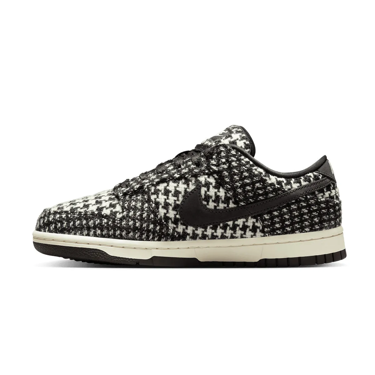 windproof Retro Style   Harris Tweed Wmns Dunk Low 'Black Phantom'