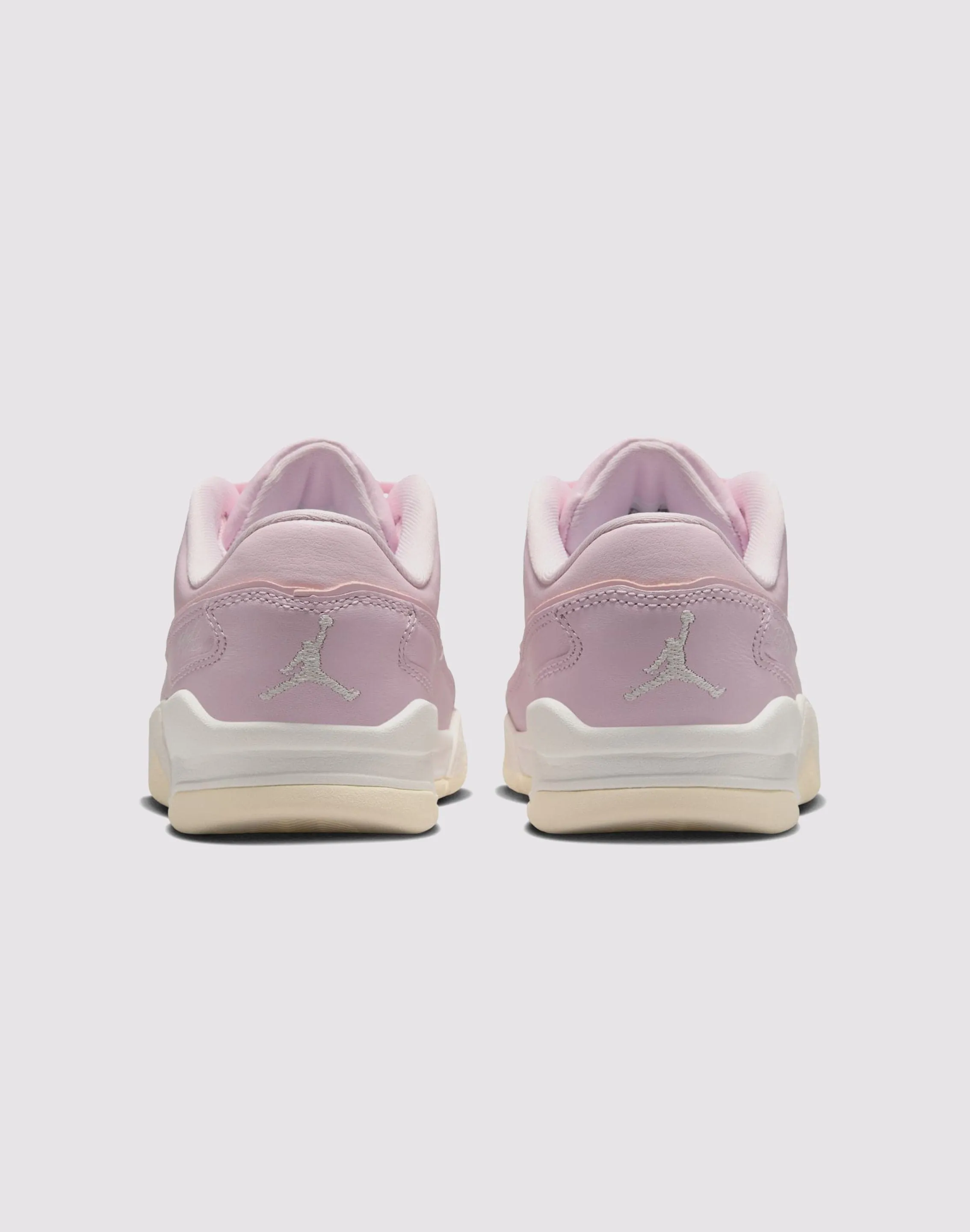 Responsive Fit Shoes Nike Flight Court Grade School Girls' "Pink Foam/Sail/Muslin"