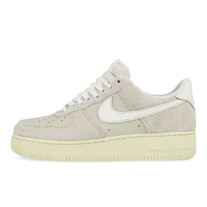 Air Force 1 '07 LX Action Fit Durable Stitching