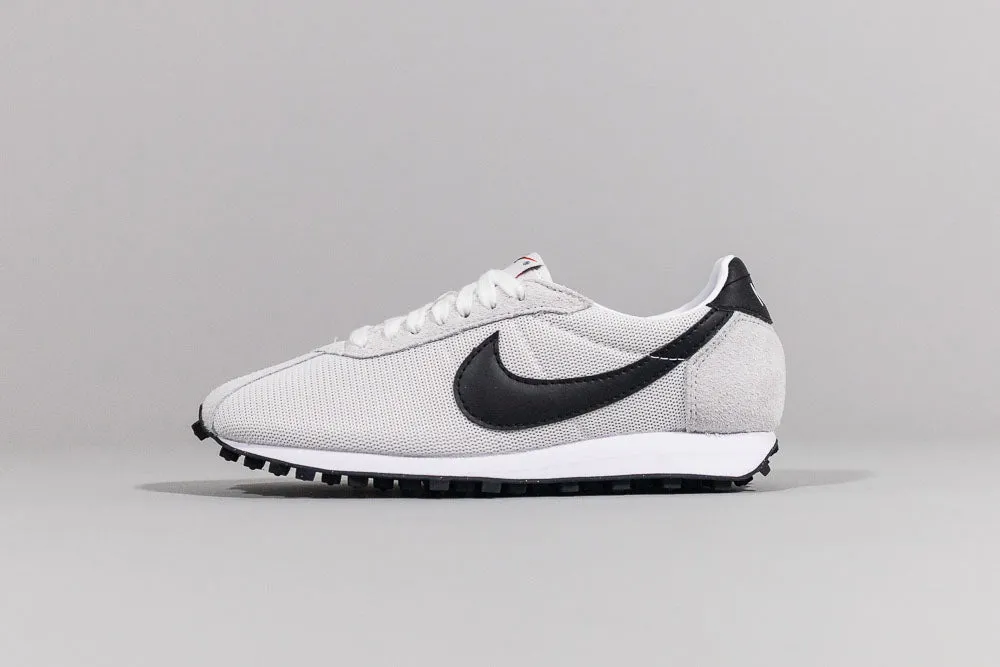 Double Stitched Seams Everyday Sports Women's Nike LD-1000 'Summit White and Black'