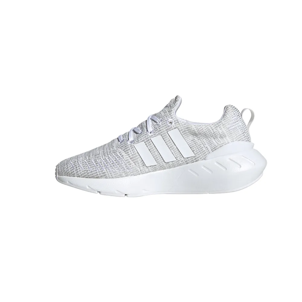 Enhanced Grip Pattern Swift Run 22 Running Shoes (Big Kid)