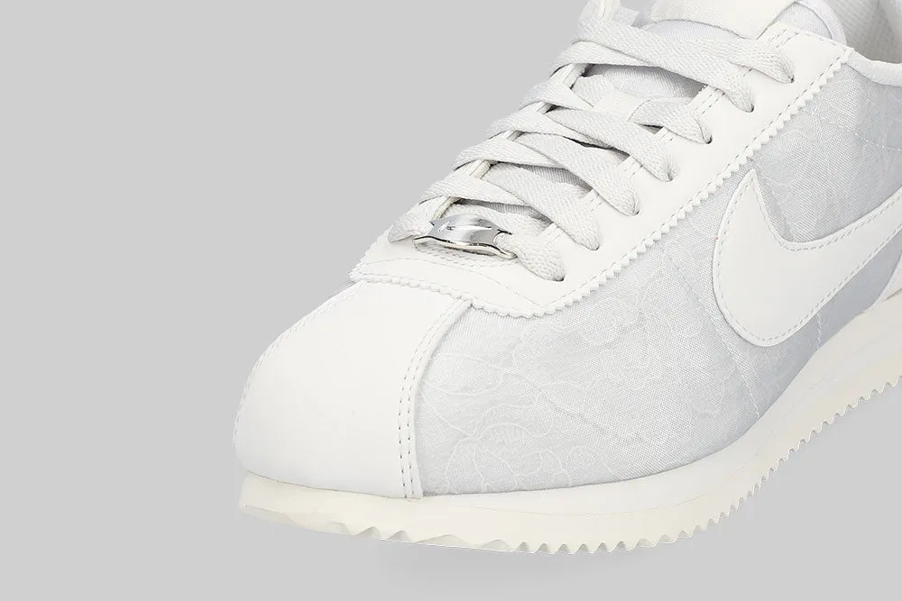 Rolling Motion Geometry Pressure Relief Women's Nike Cortez 'Platinum Tint'