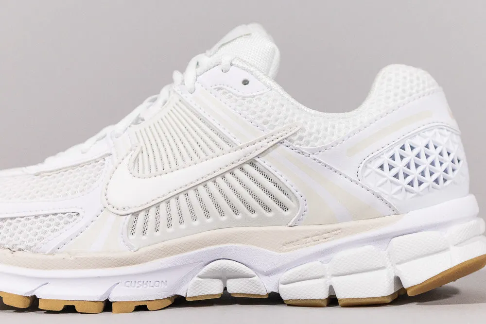 Quick Steps Step Freedom Women's Nike Zoom Vomero 5 'White'