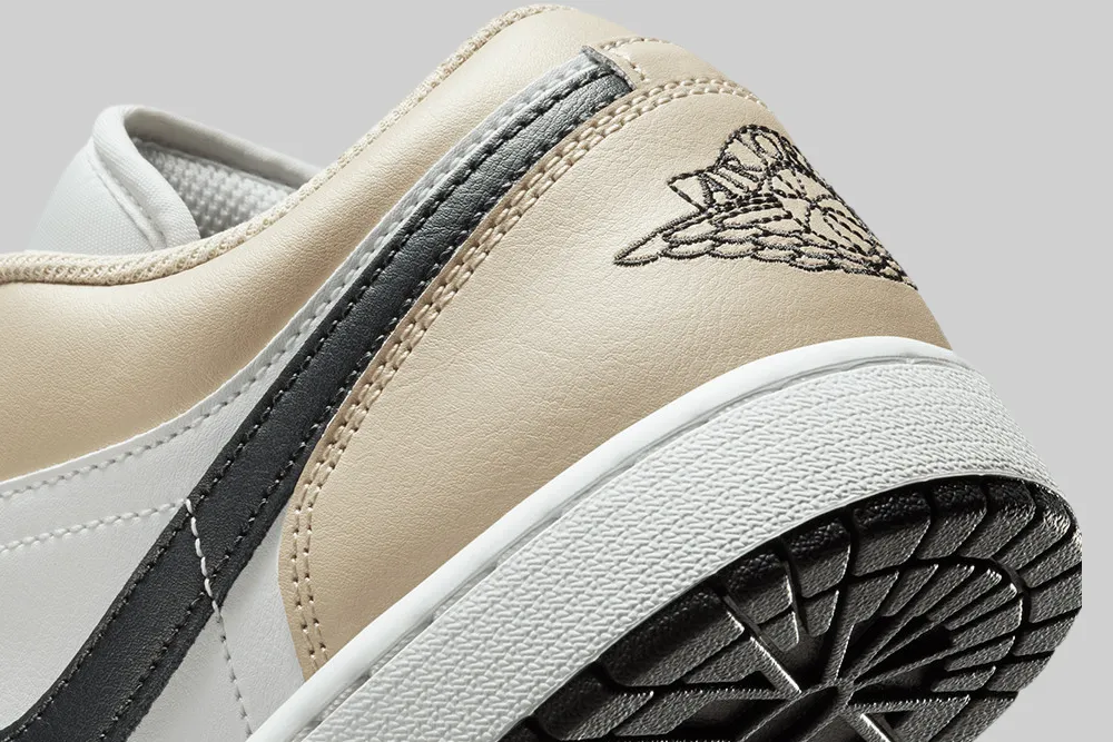 Air Jordan 1 Low 'Summit White and Off Noir' Game-Ready Cushioning Vertical Jump Support