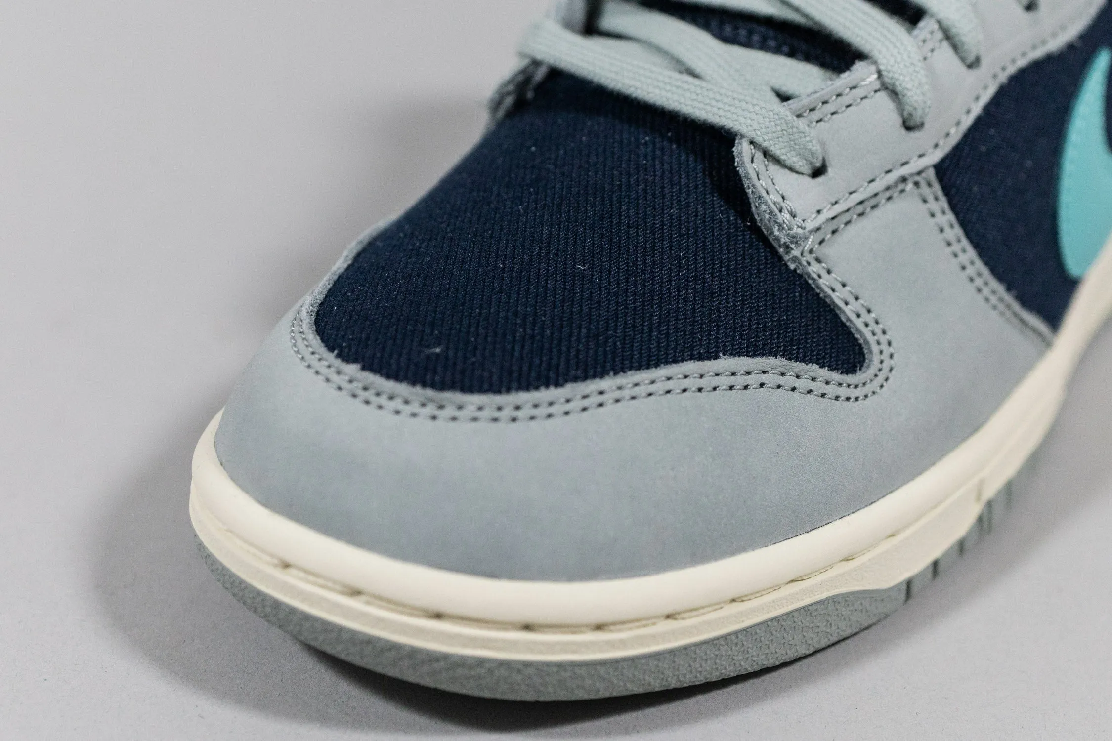 Athletic materials Nike Dunk Low 'Light Pumice and Dark Obsidian'