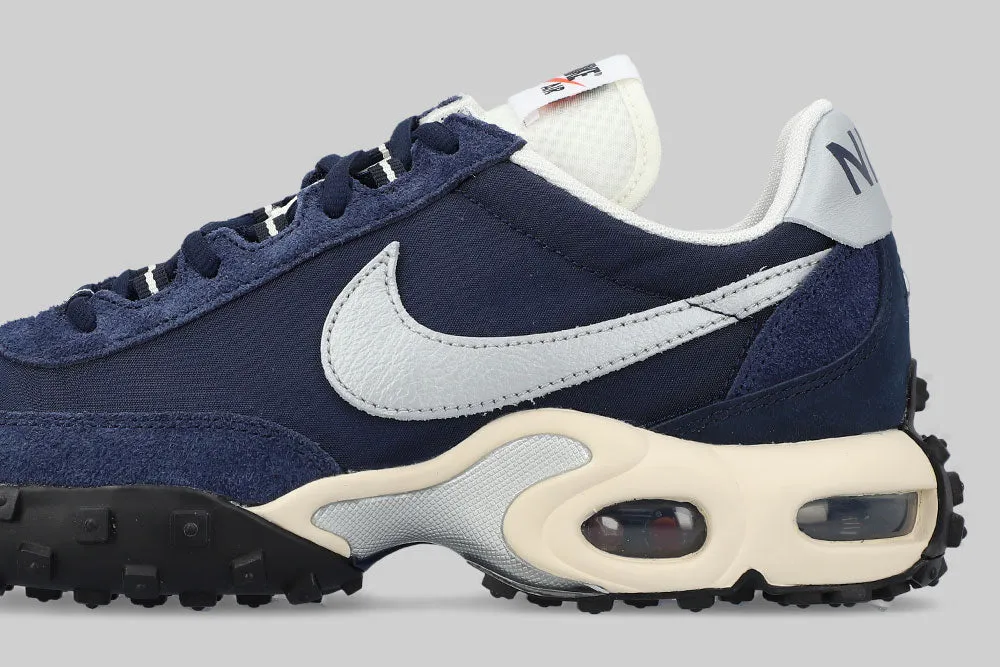 Nike Air Max Waffle 'Obsidian and Midnight Navy' Rolling Transition