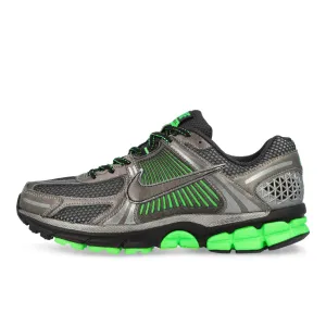 Zoom Vomero 5 SE Textured Tread Reinforced Midfoot