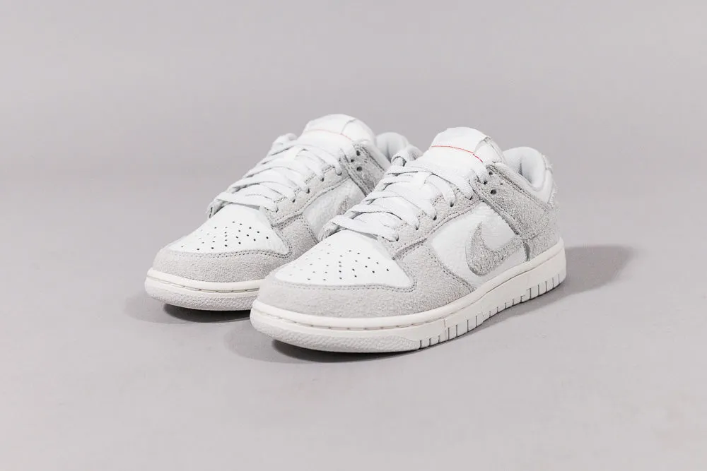 Women's Nike Dunk Low 'Summit White and Photon Dust' Toe Protection Flexible Outsole Flexure