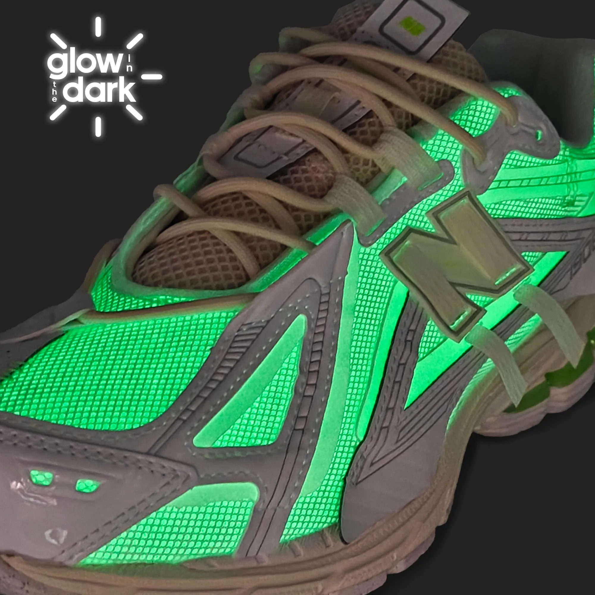 Travel Essential Iconic Ease U1906AE