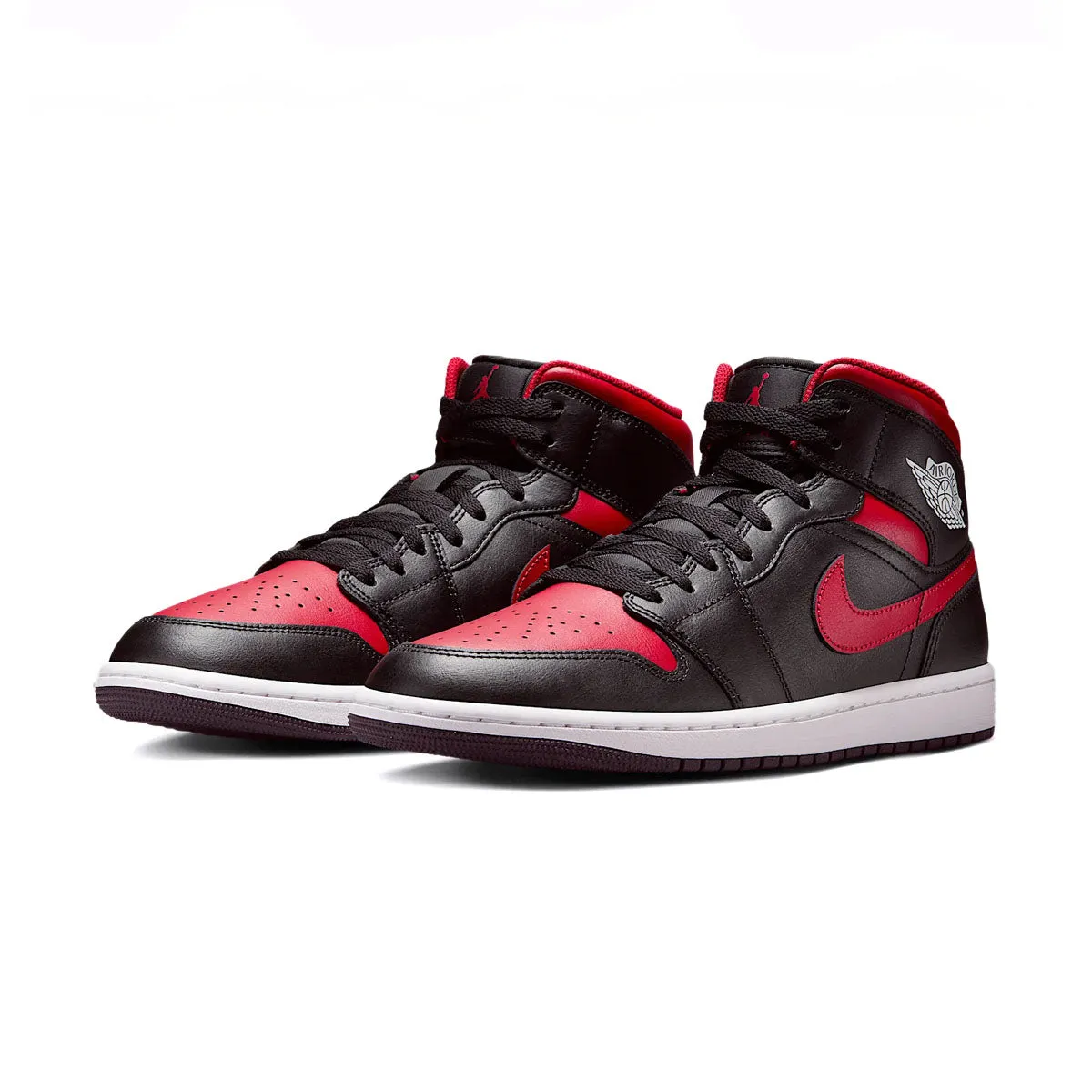 Zonal Breathability 3D printed midsole Air Jordan 1 Mid 'Bred'