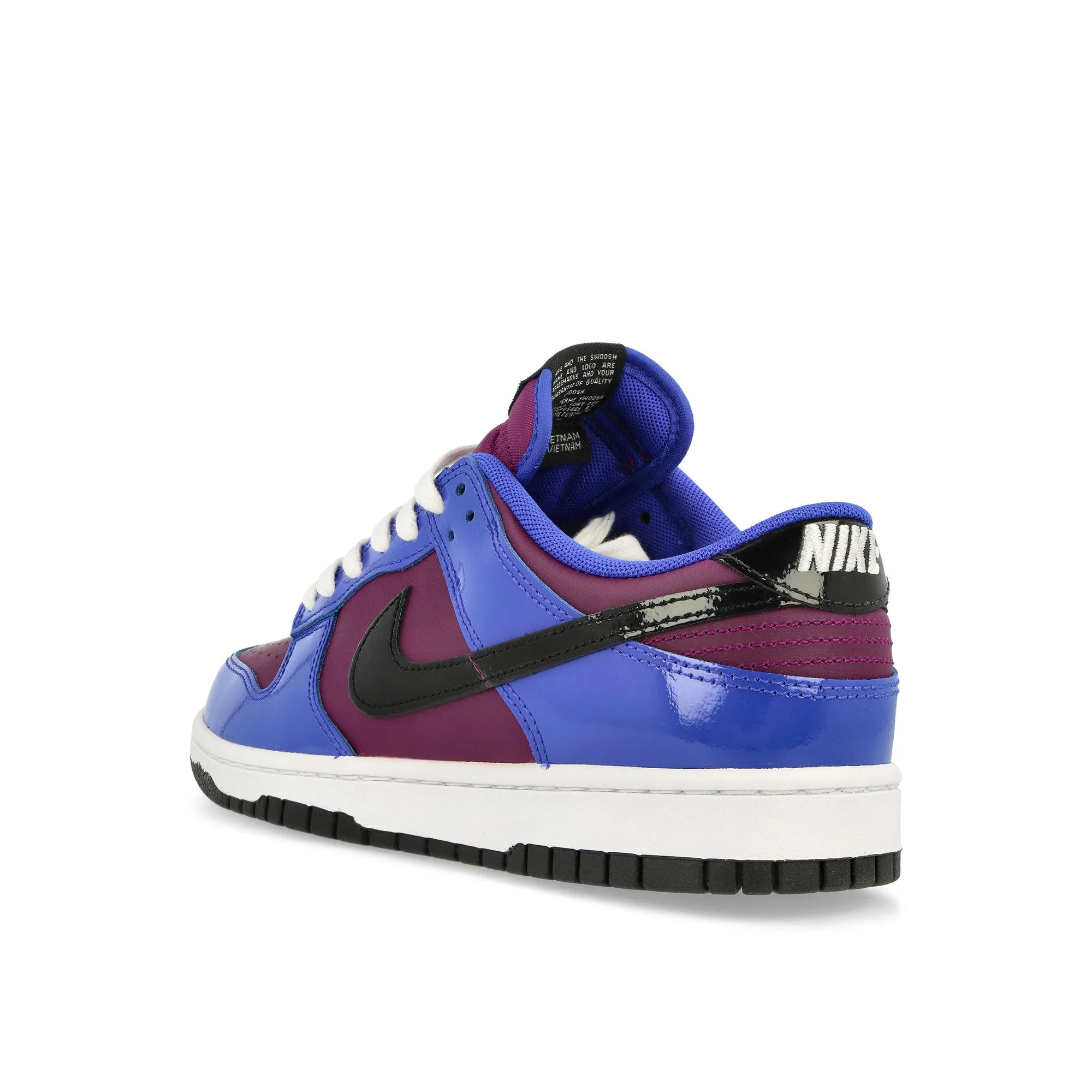 Subtle Tread Dunk Low Retro SE