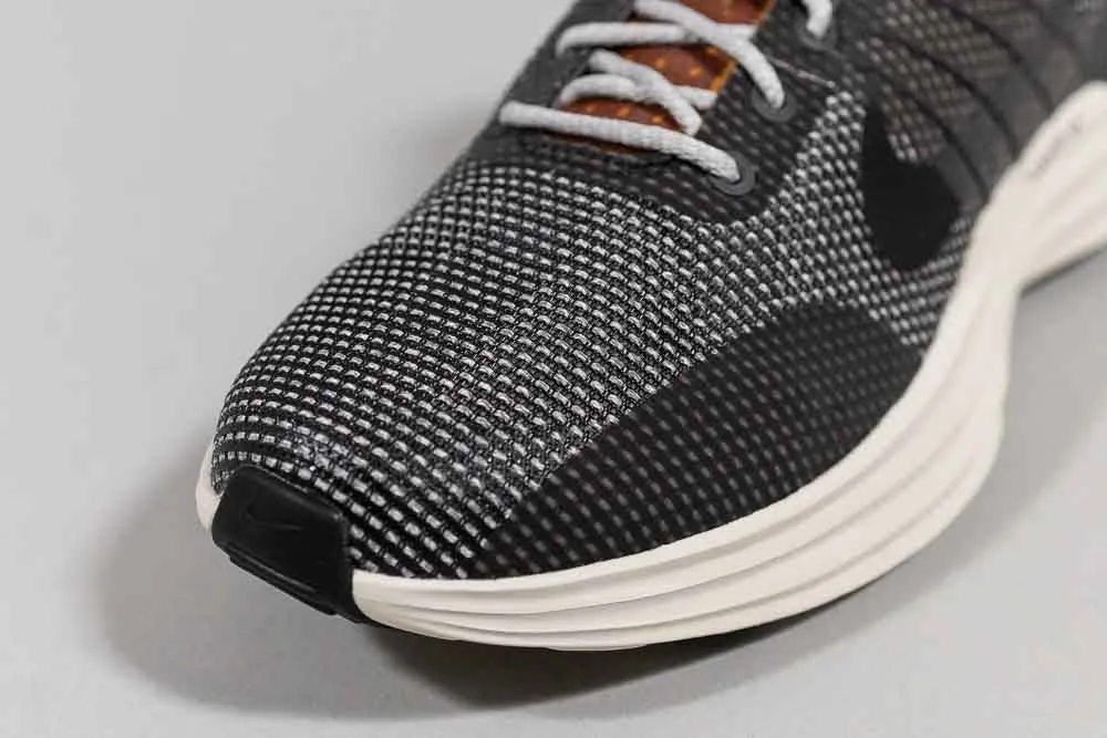 Nike Lunar Roam SE 'Dessert Bronze and Metallic Pewter' Moisture Wicking Lining Tailored lining