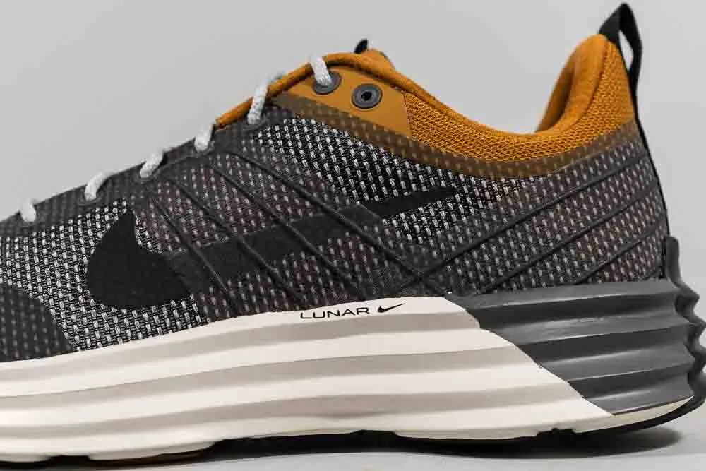 Non-marking sole Shockproof Nike Lunar Roam SE 'Dessert Bronze and Metallic Pewter'