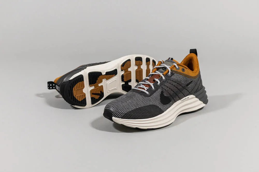 Nike Lunar Roam SE 'Dessert Bronze and Metallic Pewter' Airflow Engineered Walk Commute
