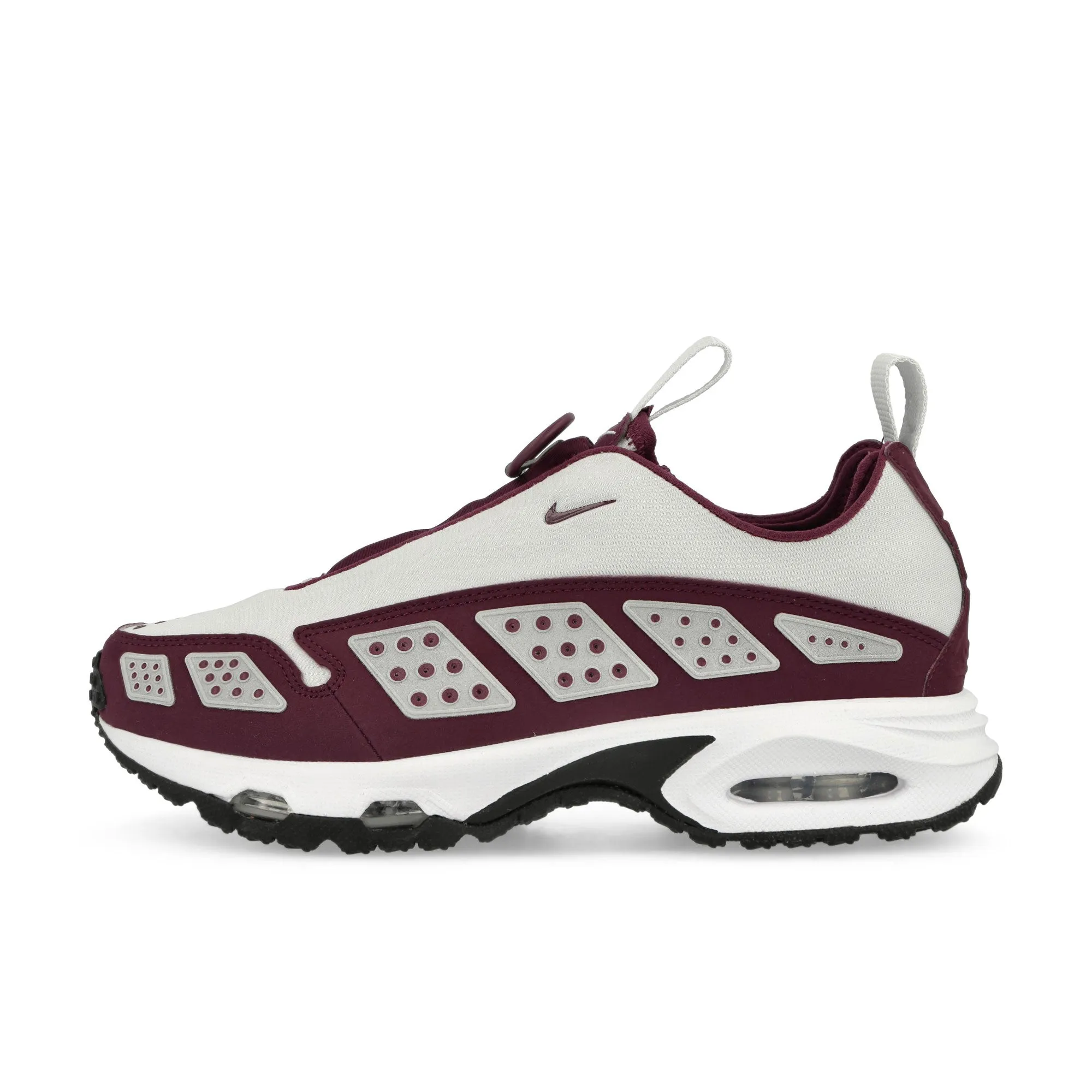 W Air Max SNDR Heat Release