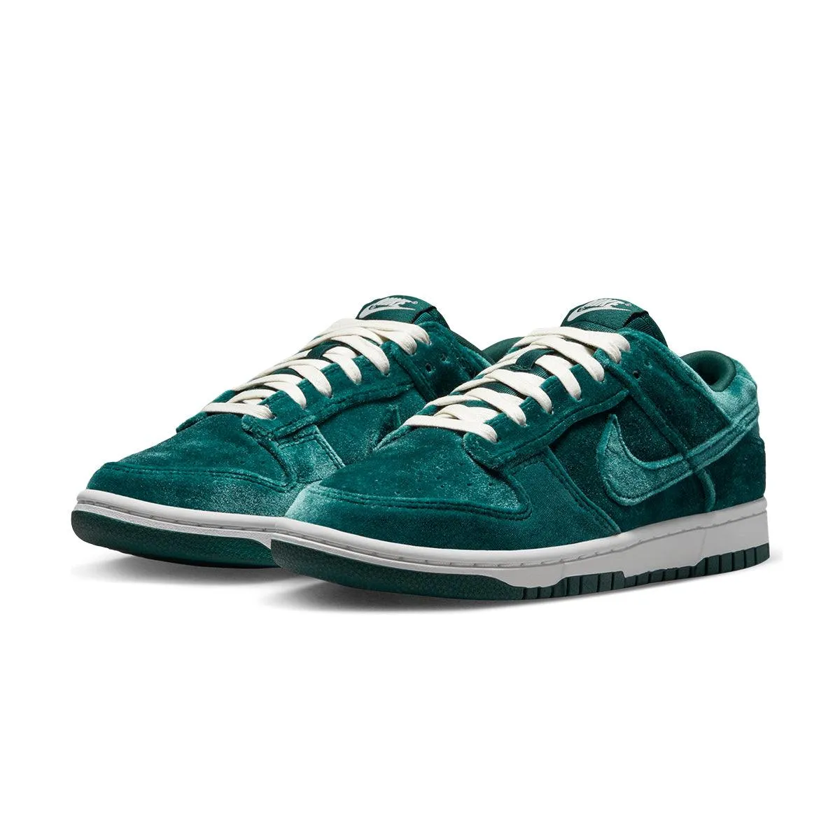 Wmns Dunk Low 'Atomic Teal' Ultra grip