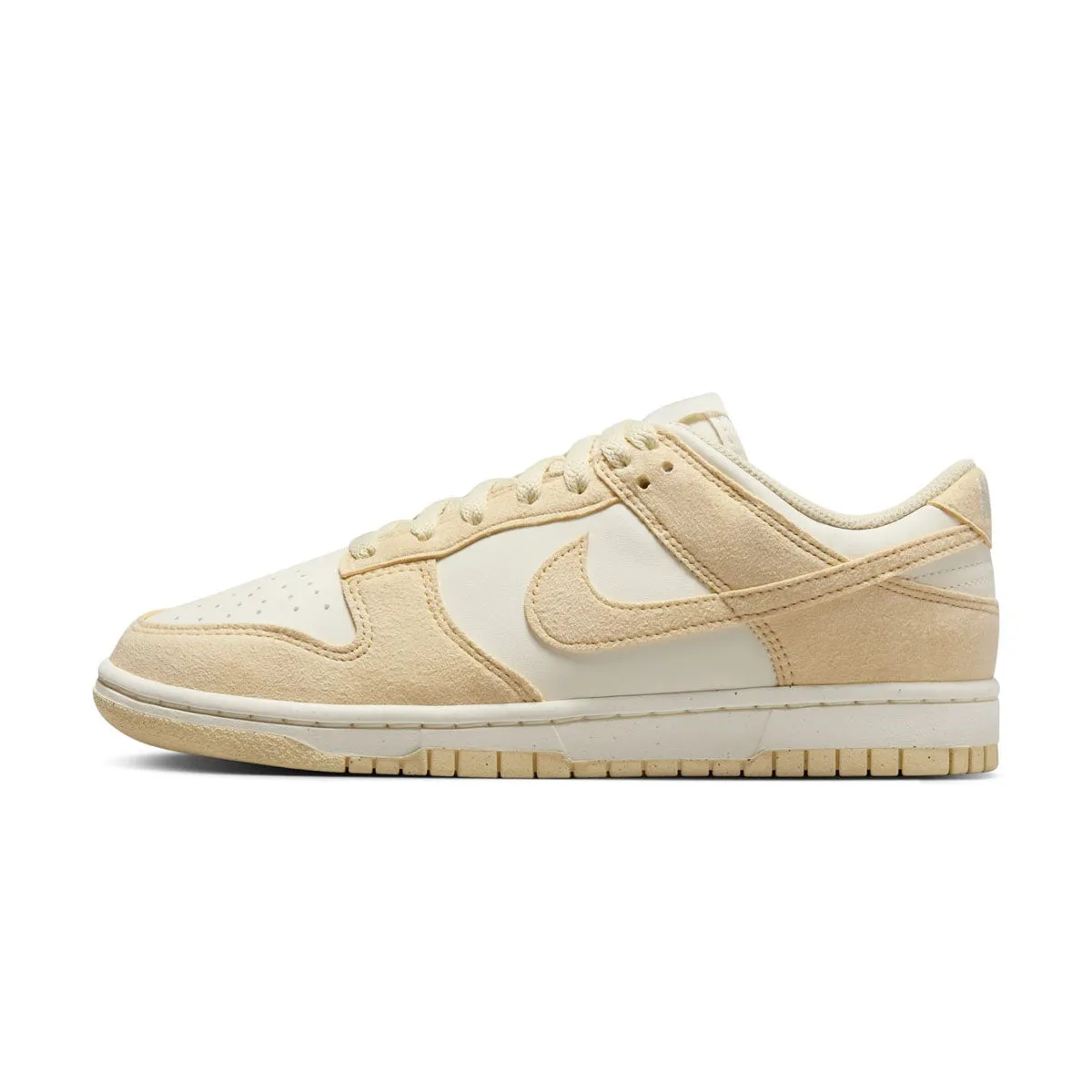 Neutral Cushioning Compression Molded Heel Wmns Dunk Low 'Soft Pearl'