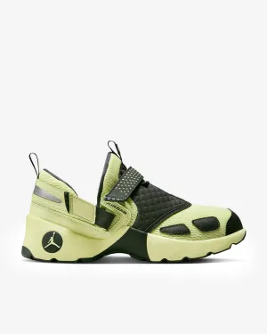 Breathable Tongue WMNS Jordan Trunner LX 'Luminous Green/Anthracite'