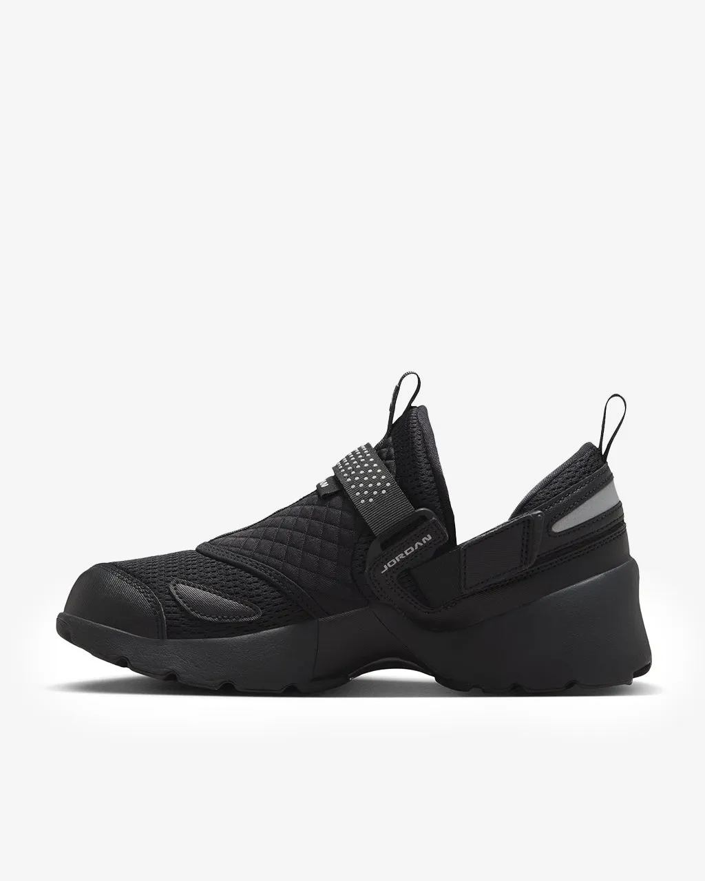 WMNS Jordan Trunner LX 'Triple Black' Arch Technology Versatile Cushioning
