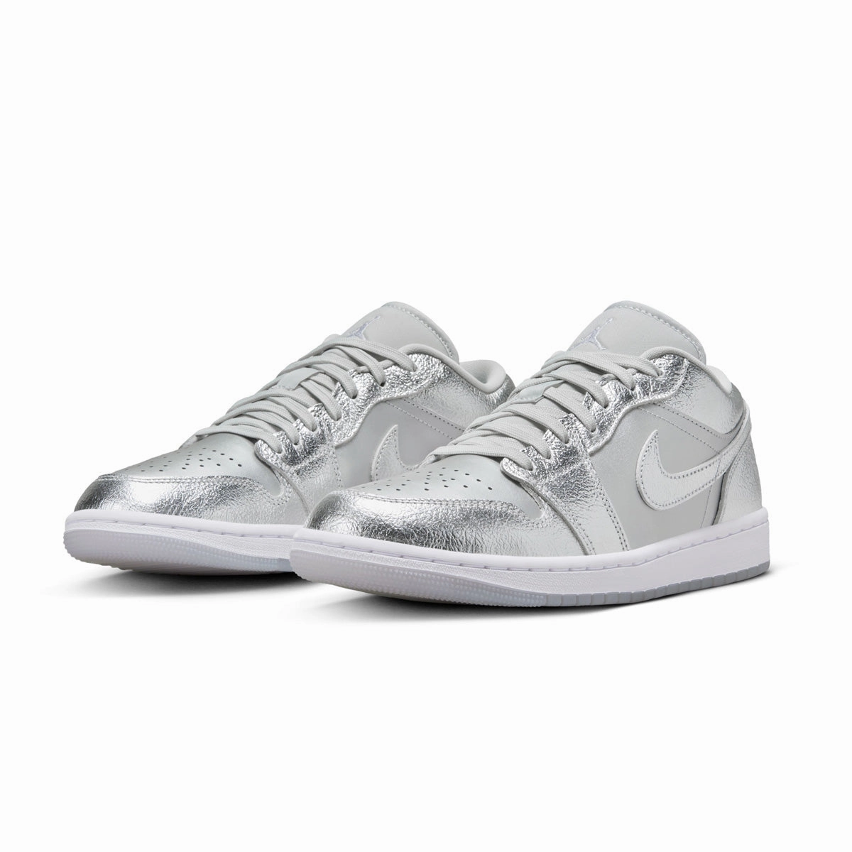 Enhanced grip Multi Layer EVA Foam Wmns Air Jordan 1 Low SE 'Metallic Silver'