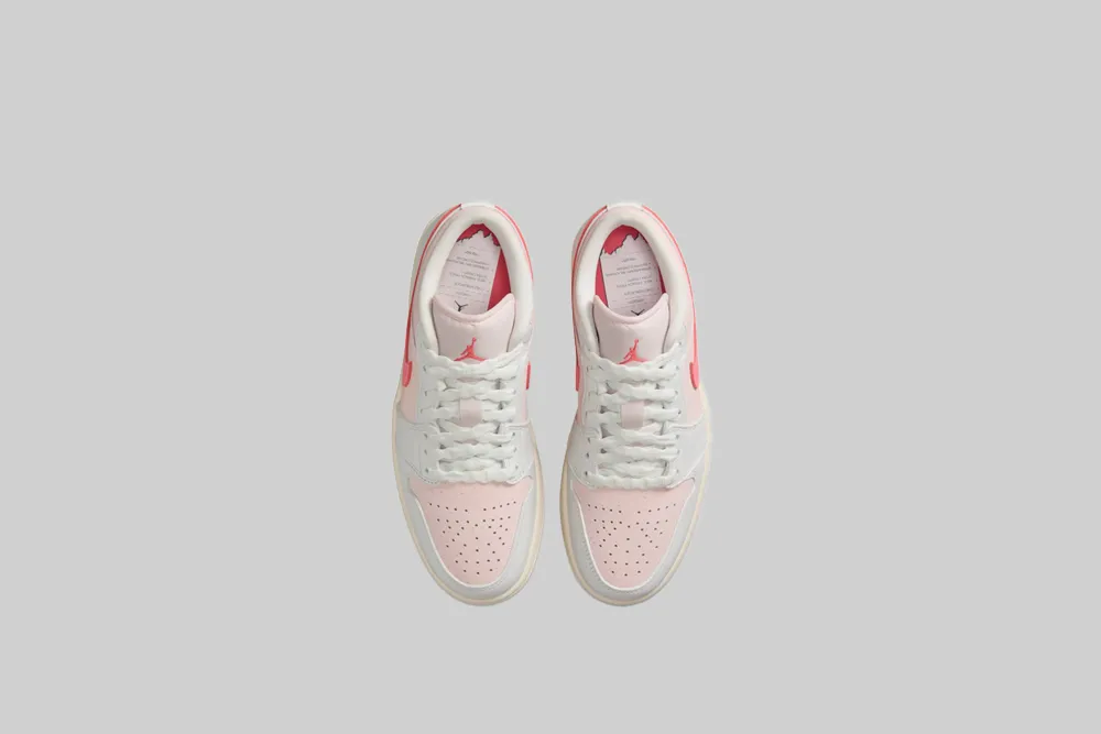 Women's Air Jordan 1 Low SE 'Strawberry Milkshake ' Durable outsole tread