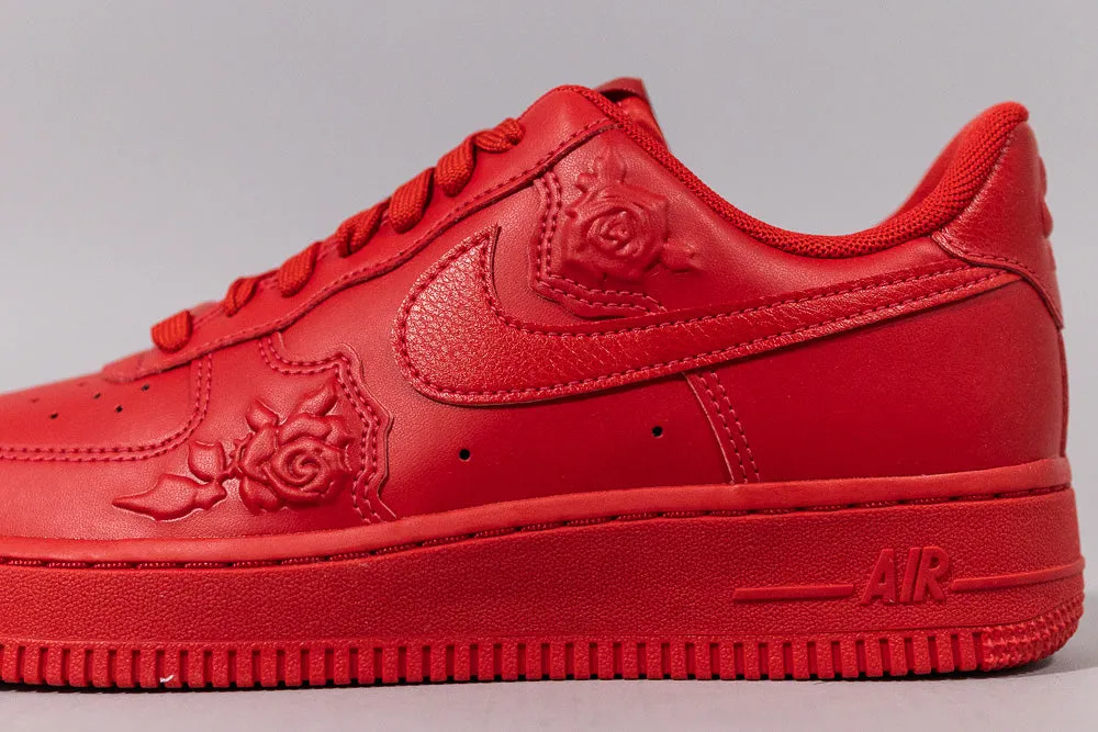 Women's Nike Air Force 1 '07 'Roses' Signature flexibility