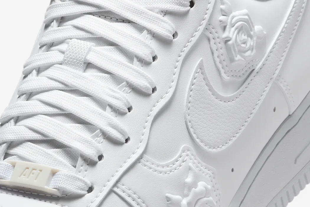 Office Casual Durable Lining Women's Nike Air Force 1 '07 'White Roses'