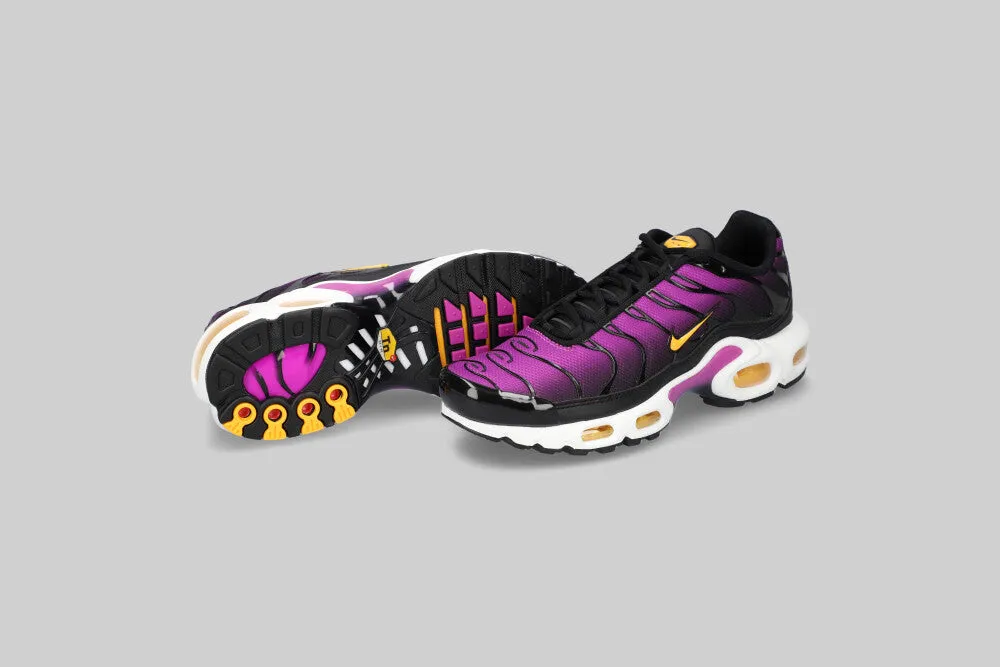 Bendable Heel Counter Women's Nike Air Max Plus 'Black and Hyper Violet'