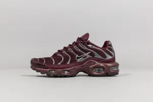 Stretchy sole Plush Lining Women's Nike Air Max Plus SE 'Night Maroon'