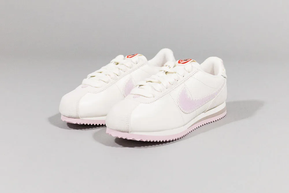 work commute Airflow Channel Tech Women's Nike Cortez 'Valentine's Day'