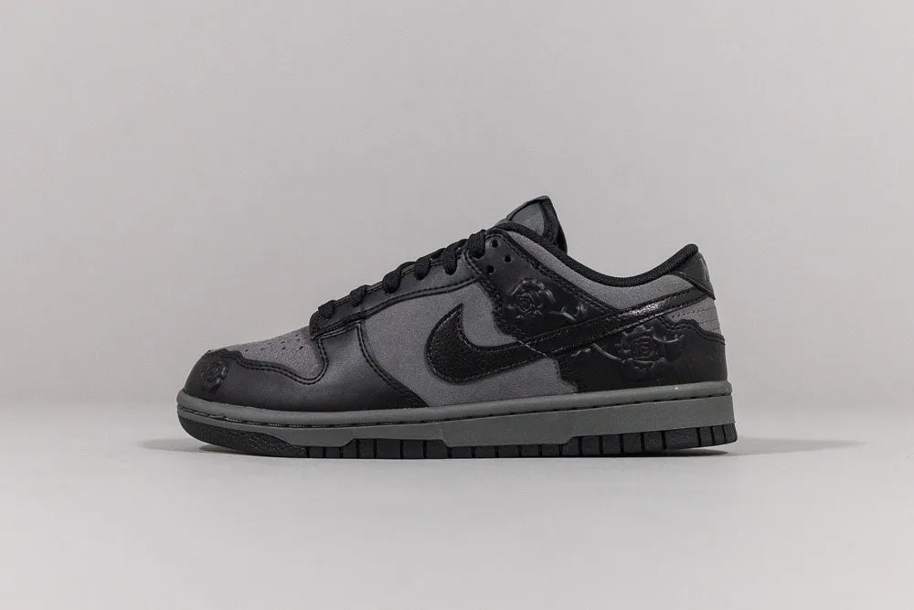 Women's Nike Dunk Low 'Black Roses' Ready Motion