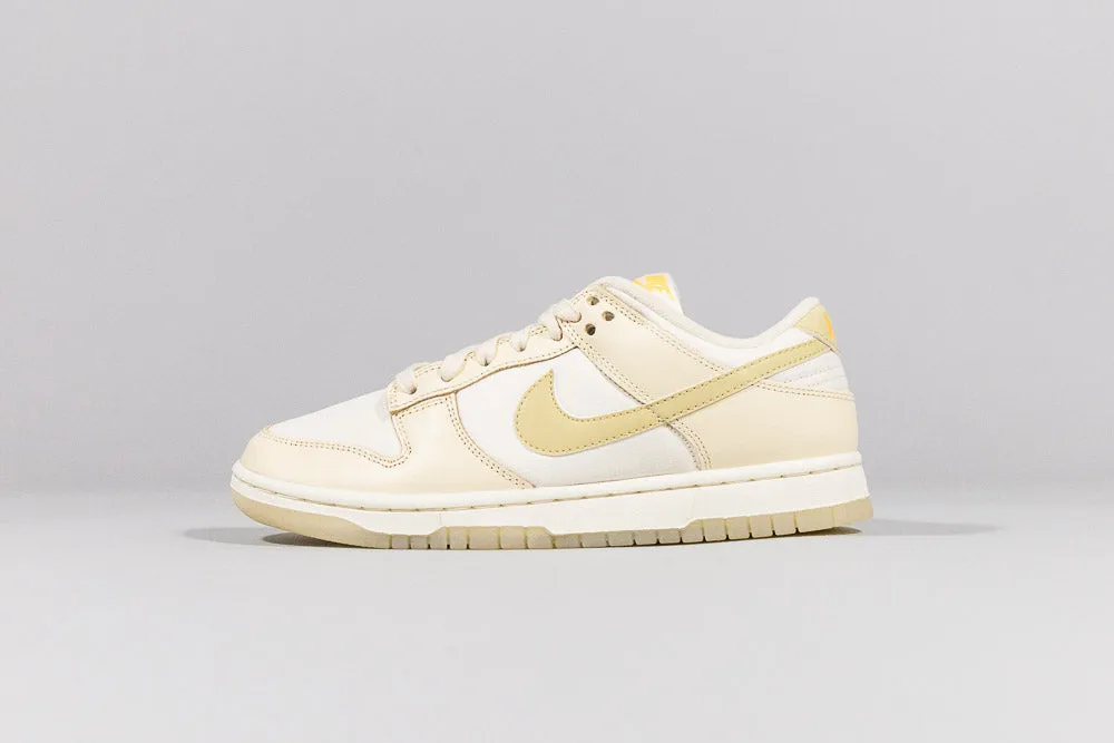 Women's Nike Dunk Low 'Muslin and Team Gold' Heel counter