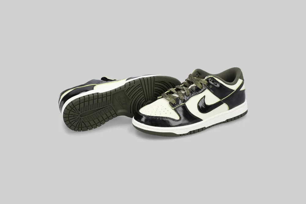 Durable Binding Action Ready Women's Nike Dunk Low SE Panda 'Lemon Twist'