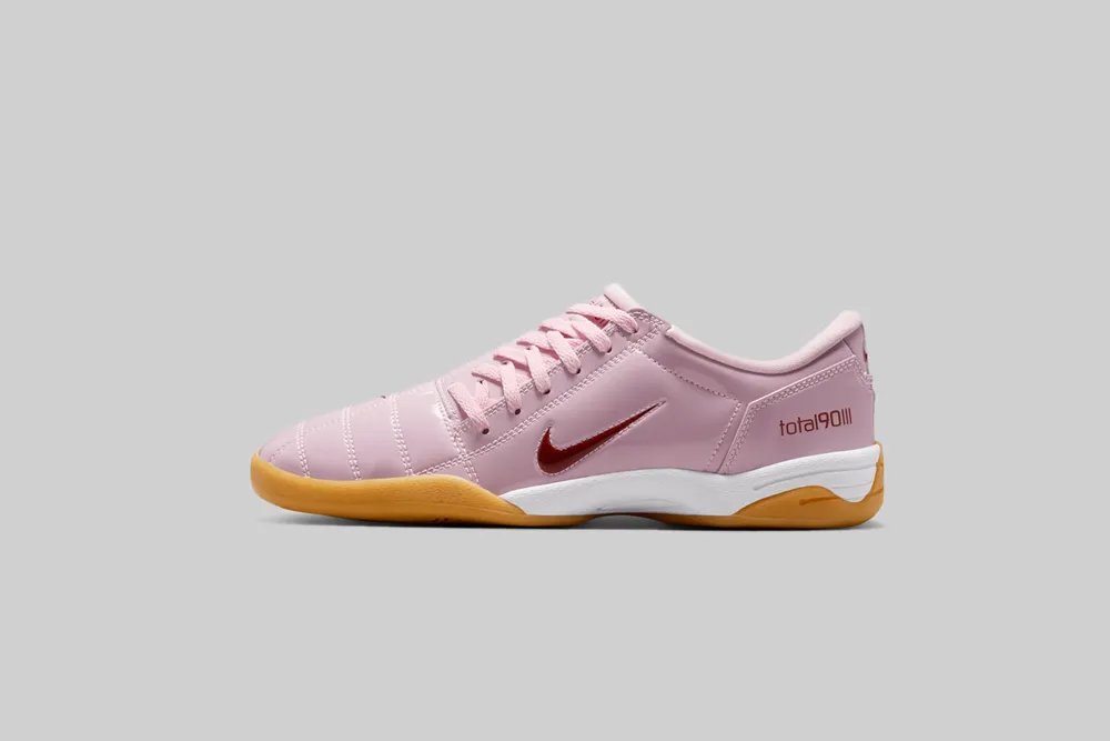Ventilated Sides Breathable Airflow Design Women's Nike Total 90 'Pink Foam'