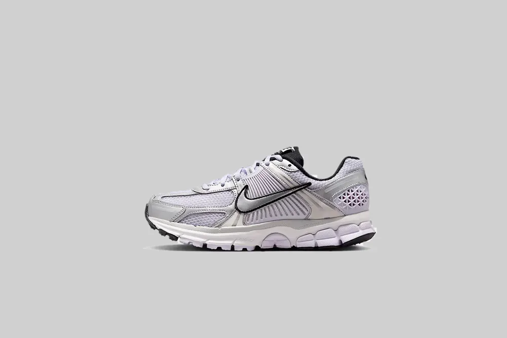 All Day Comfort Technology Abrasion Resistant Outsole Women's Nike Zoom Vomero 5 'Barely Grape'