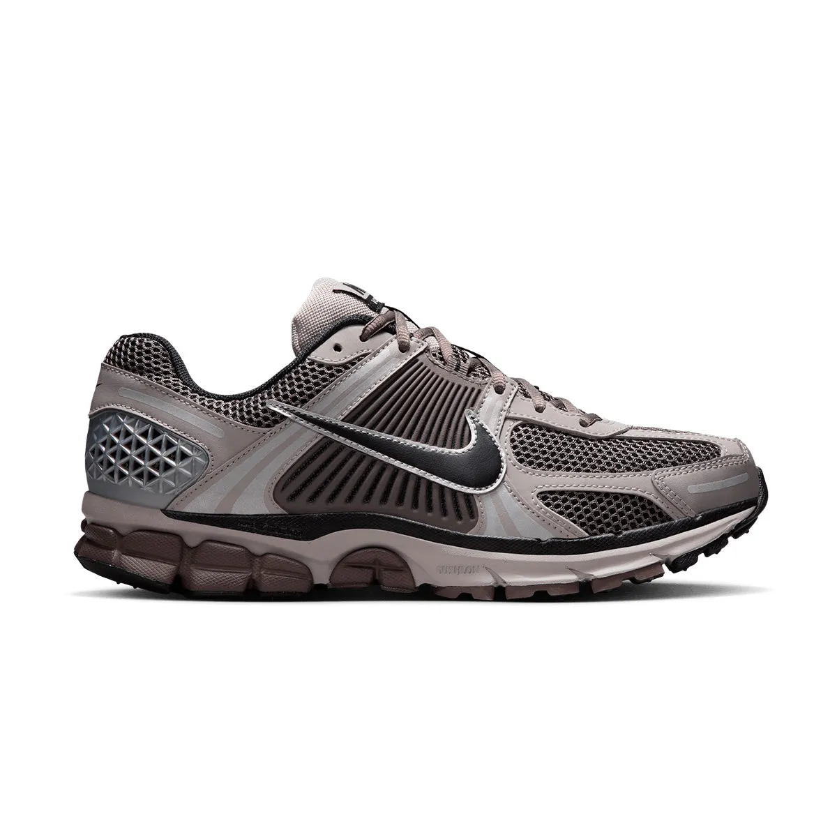 Vertical Flex Light Arch Zoom Vomero 5 'Dark Violet Ore Burgundy Ash'